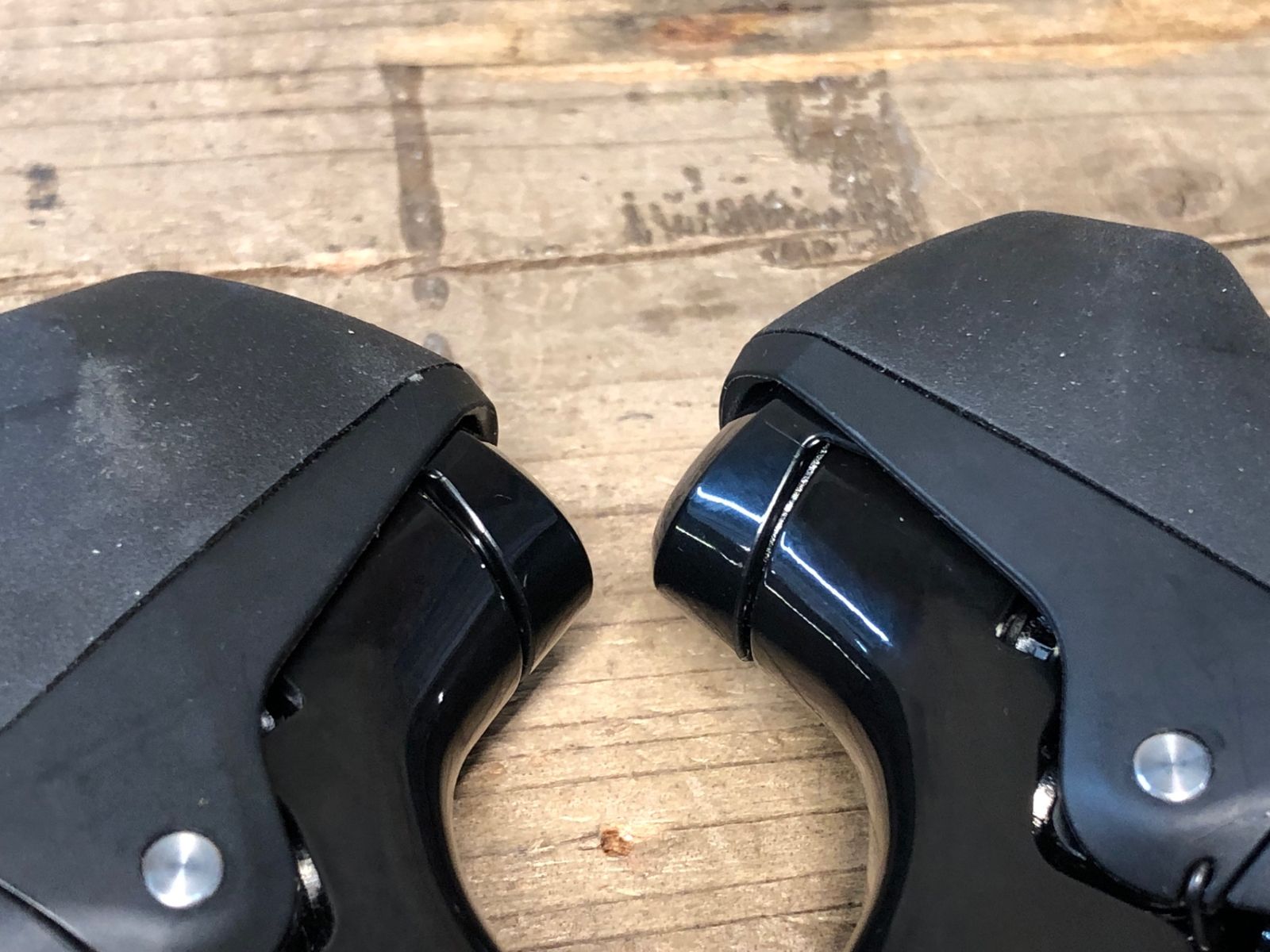 IZ826 シマノ SHIMANO 105 ST-R7000 STIレバー 2x11S - メルカリ