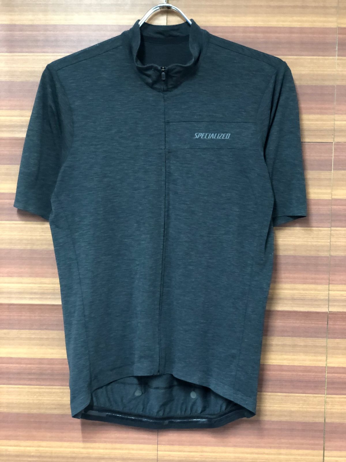 ASSOS サイクリングウェア 黒 sサイズ 半袖 ジャージ 後ろポケット