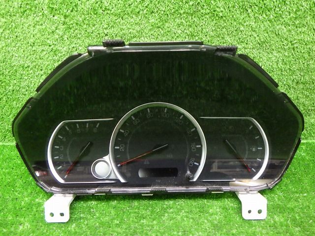 トヨタ　ZRR85　ヴォクシー　スピードメーター　97133km　83800-28M00-D　240919061