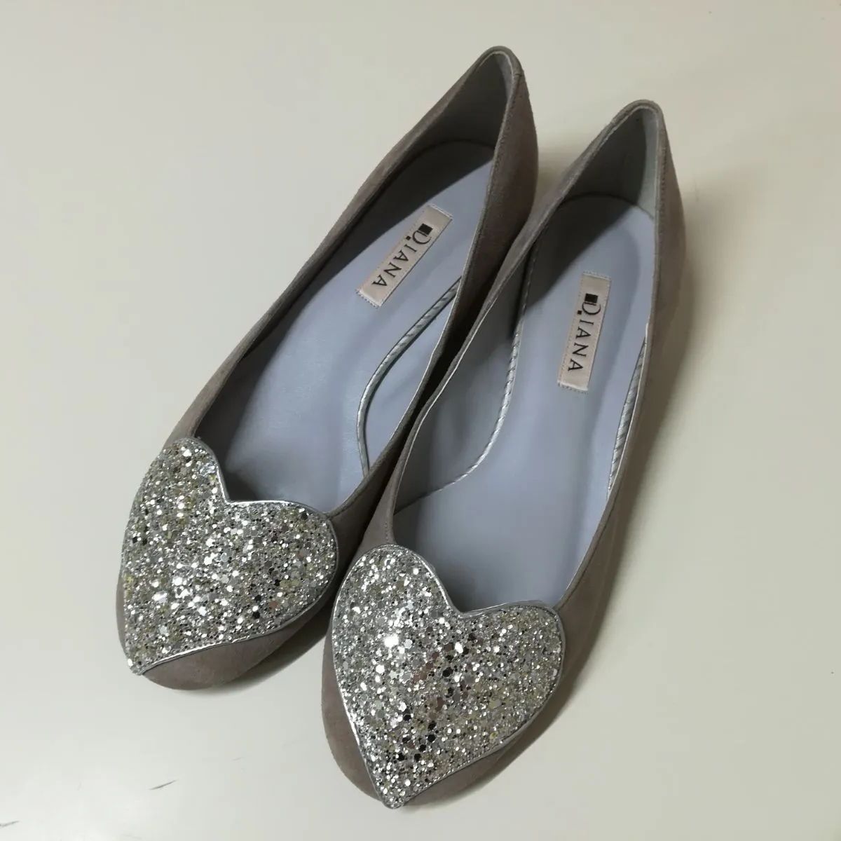 未使用に近い極美品】 DIANA ダイアナ フラットパンプス ハート 