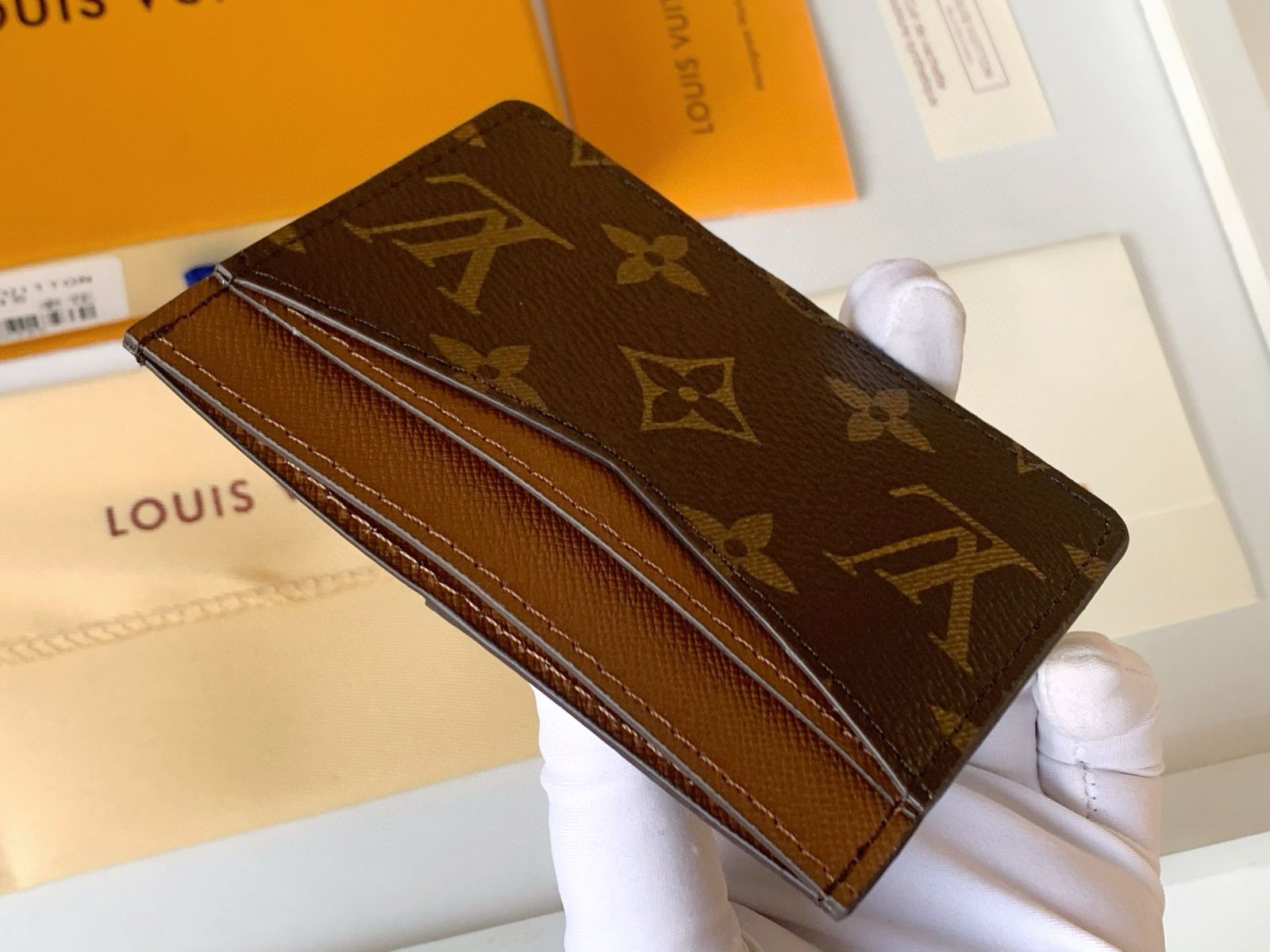 LOUIS VUITTON (ルイヴィトン)  カード入れ/名刺入れカード入れレディースファッション 人気 新作 （08092704）