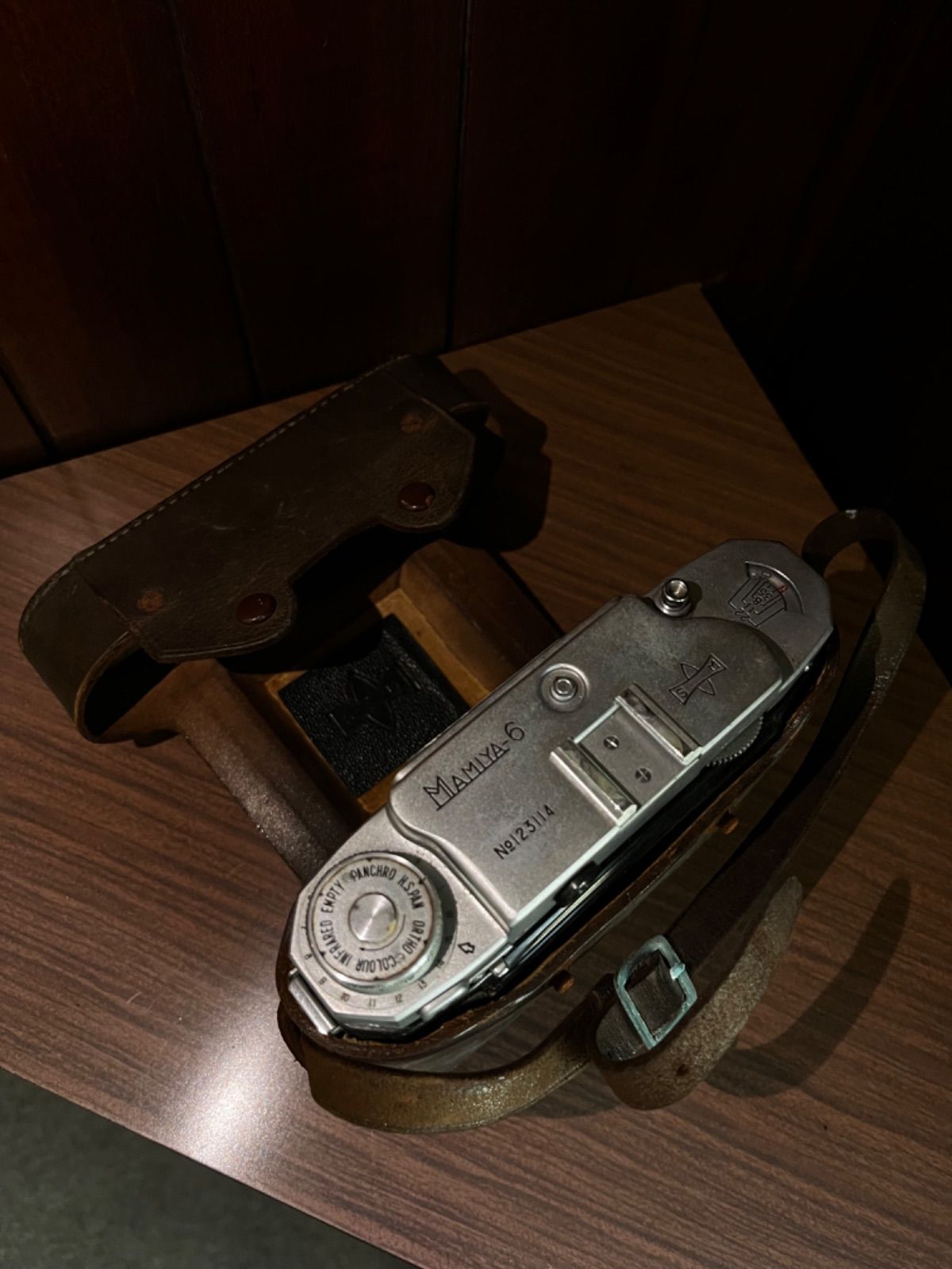 マミヤ６　ジャンク品 700円で購入したジャンクの旧型マミヤ6、完全復活！ | Darkroom