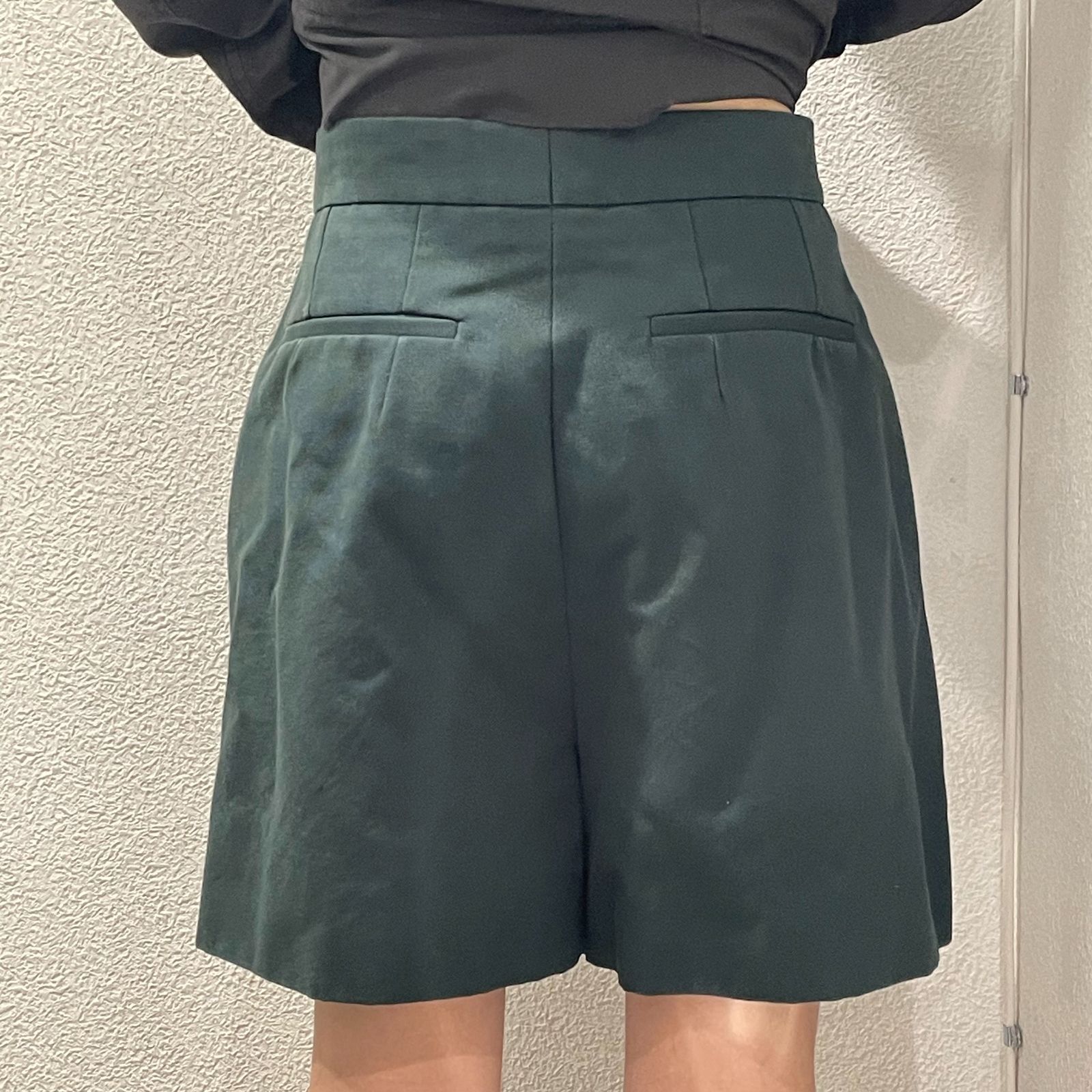 【超美品】NAMACHEKO ハーフパンツ NAMACHEKO ナマチェコ ショーツ タックハーフパンツ sizeS【表参道t