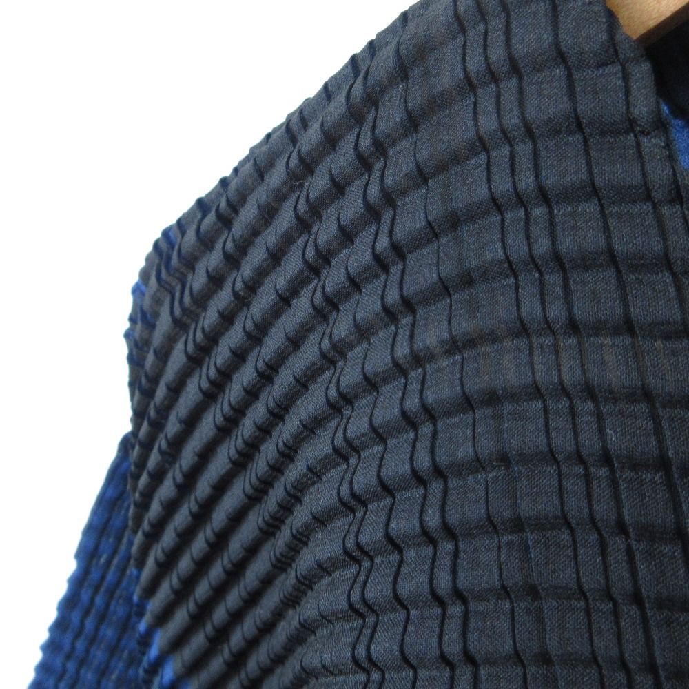 新品同様 ISSEY MIYAKE イッセイミヤケ Vネック バイカラー 長袖  