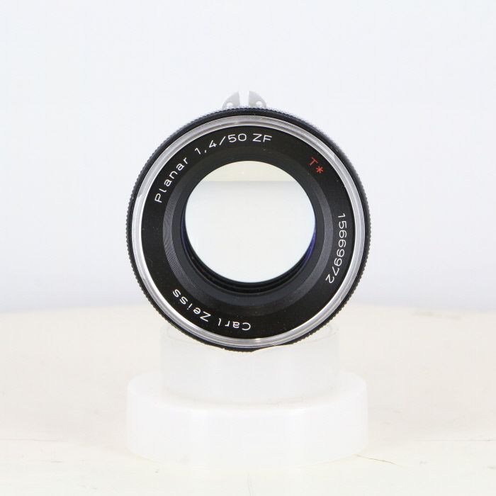 【中古】(コシナ) Cosina プラナー T 1.4/50 ZE EFマウント用 中古】(コシナ) Cosina プラナー T* 50/1.4 ZE (キヤノンEF用