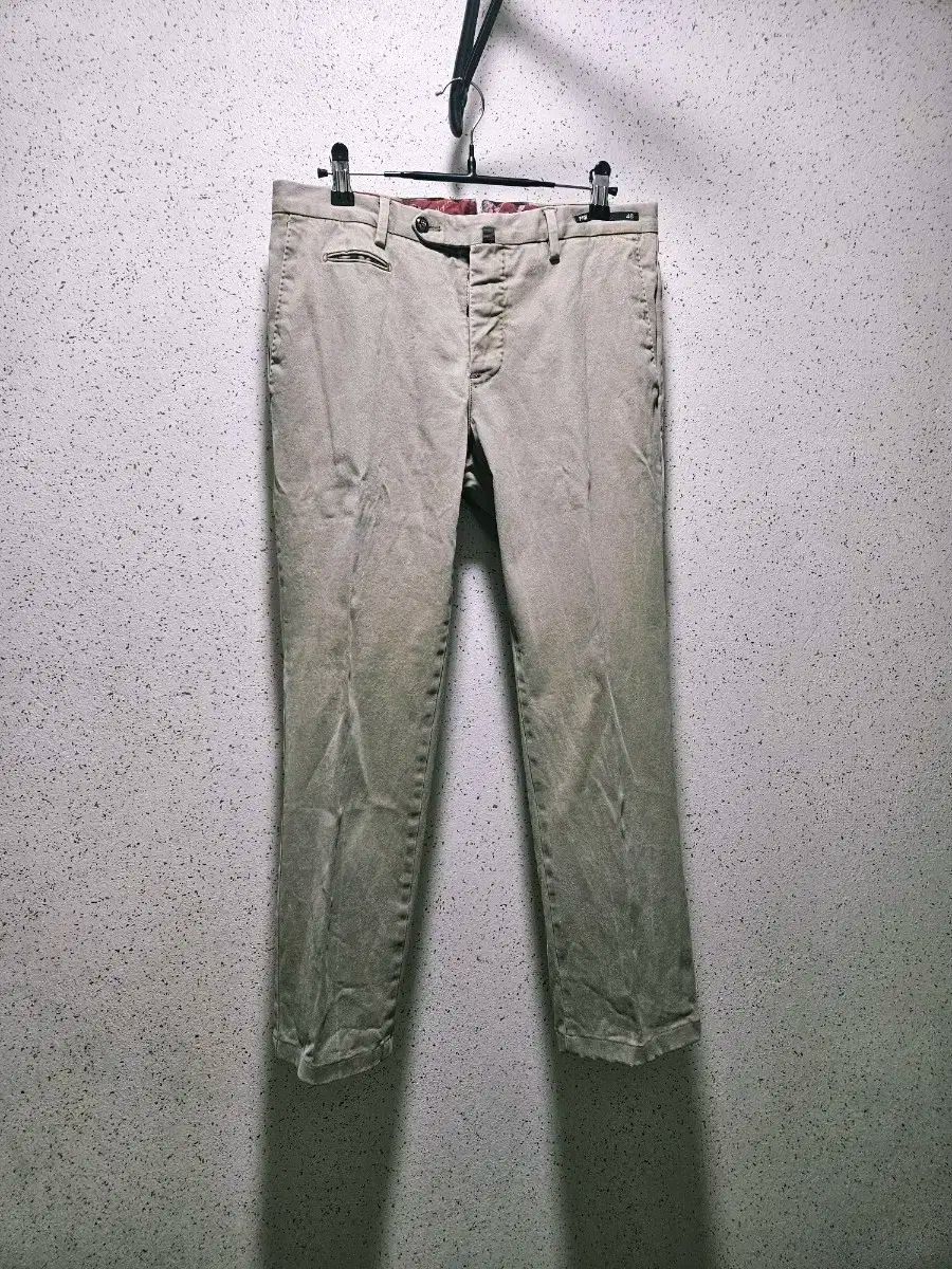 46 PT01 カーキ スリムフィット コットン パンツ チノパンツ