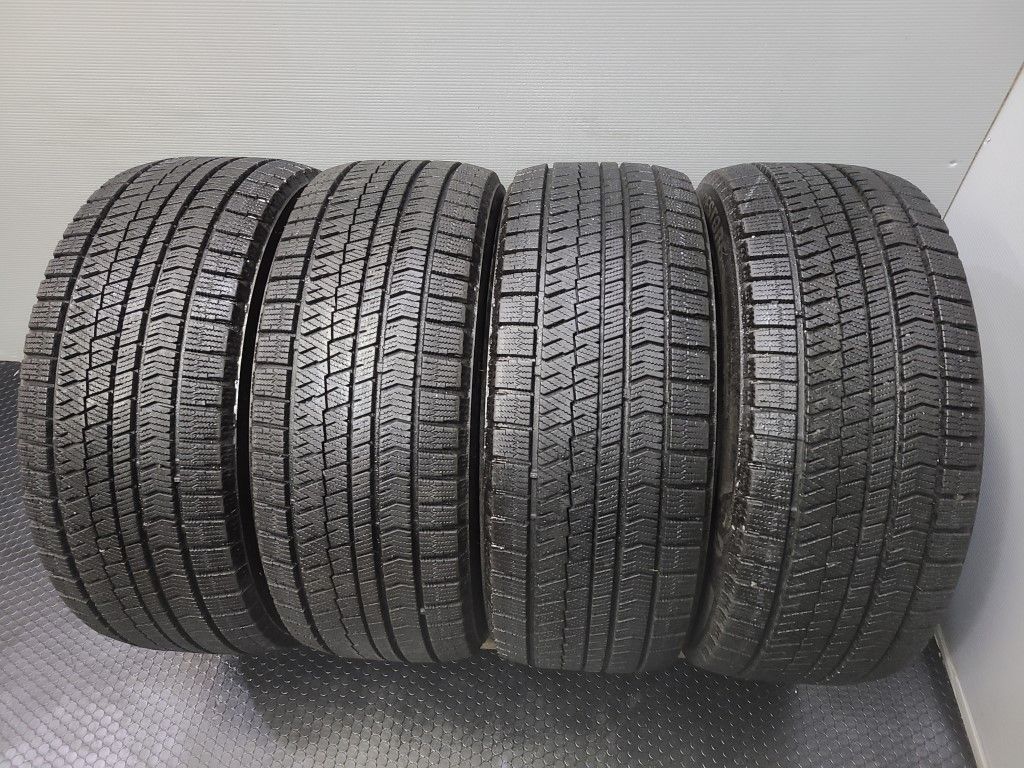 BS BLIZZAK VRX2 255/45R18 18インチ スタッドレス 4本 2018年製 バリ 