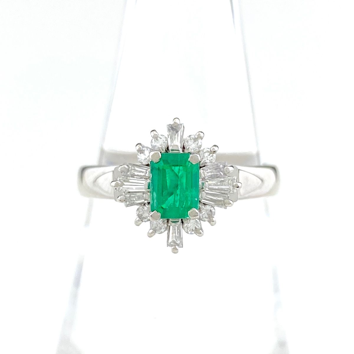 エメラルド デザインリング プラチナ 指輪 メレダイヤ リング 14.5号 Pt900 エメラルド ダイヤモンド レディース