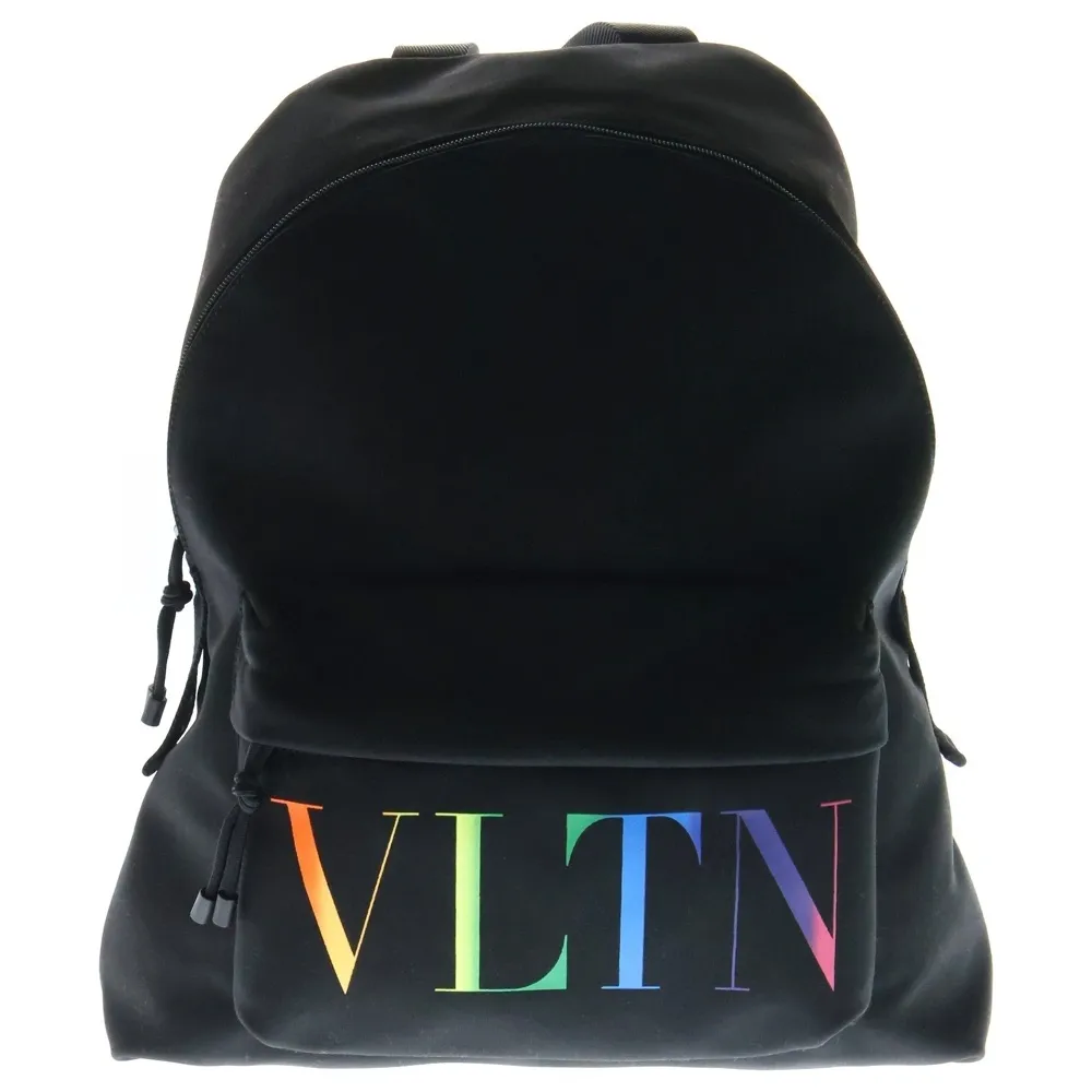 ✨美品✨ヴァレンティノ VLTNスタッズ リュック 黒 キルティング ✨美品✨ヴァレンティノ VLTNスタッズ リュック 黒 キルティング 2025