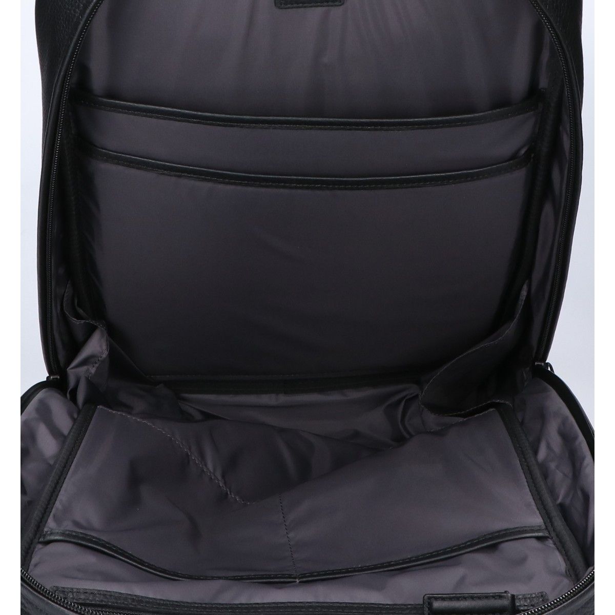 objects.io ソフトバックパック ミディアム（ブラック） ソフトバックパック ミディアム - 防水レザー バックパック