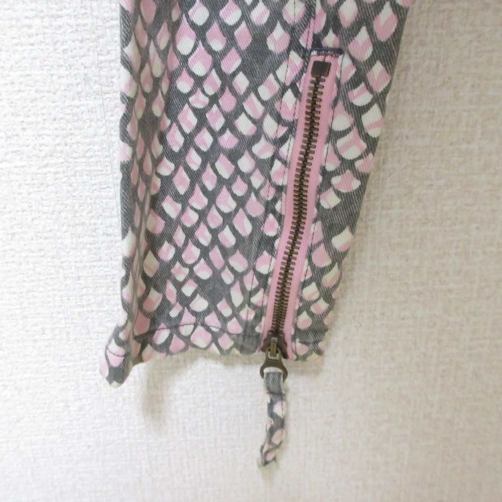 SEE BY CHLOE - 美品 SEE BY CHLOE シーバイクロエ 総柄 ショート丈 クロップド ノーカラー デニムジャケット ブルゾン 40 ピンク×グレー レディース 古着 中古 USED 美品 SEE BY CHLOE シーバイクロエ 総柄 ショート丈 クロップド
