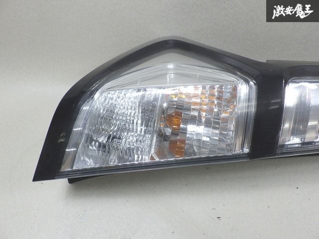 TOYOTA トヨタ 純正 M900A M910A タンク カスタム テールランプ