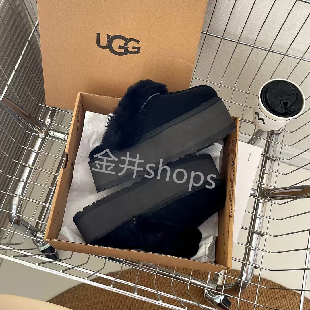 ☆新品未使用☆UGG アグ サンダル レディース ファンケット 厚底 5cm 