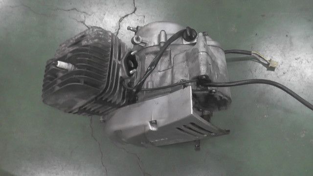 ウルフ50 WOLF LA11A-101xxx の エンジン 1758682775