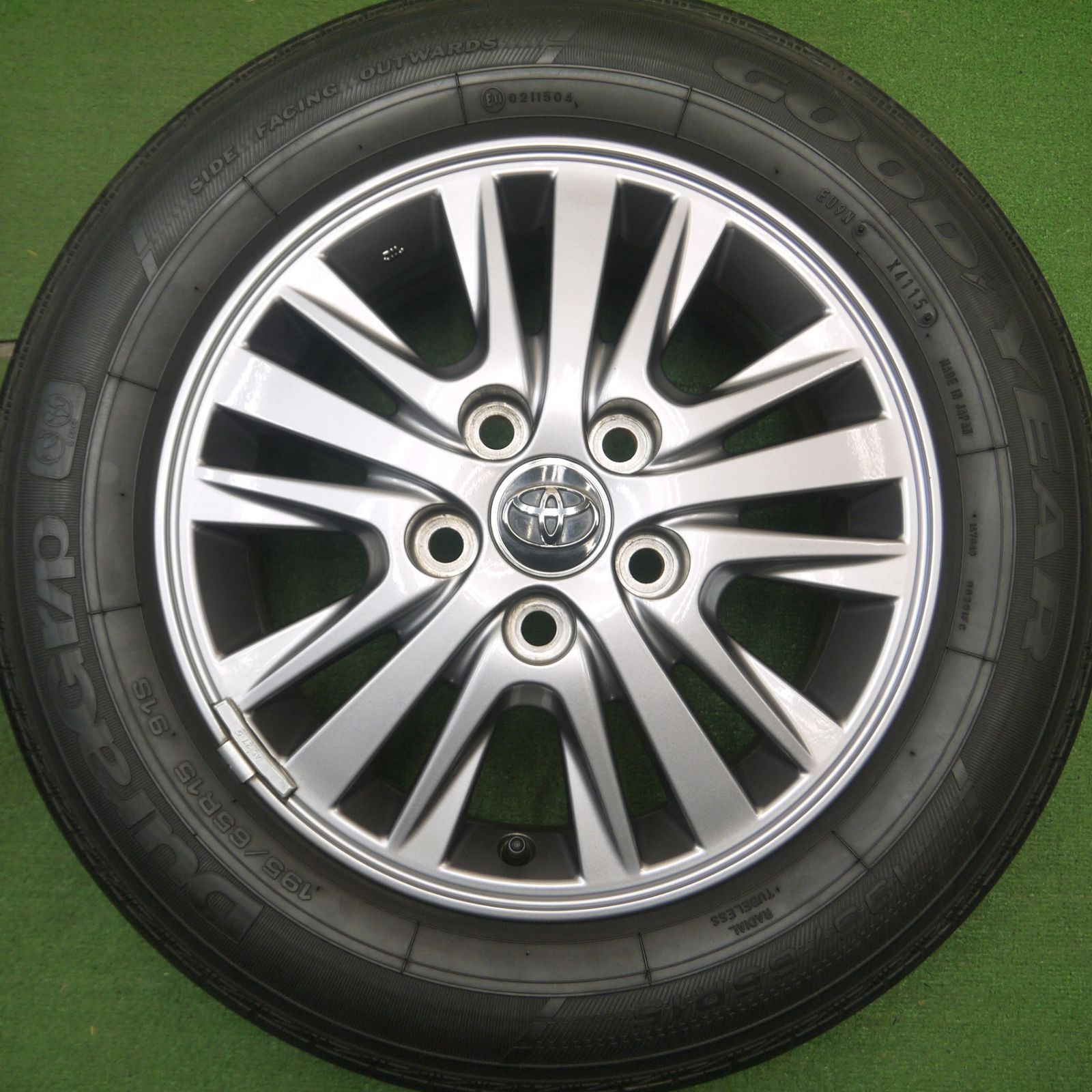 タイヤ・ホイール Ice guard ig50 plus 195 65 r15 195/65R15 ヨコハマ アイスガード iG50 PLUS JOKER 15x6.0 53 114.3-5