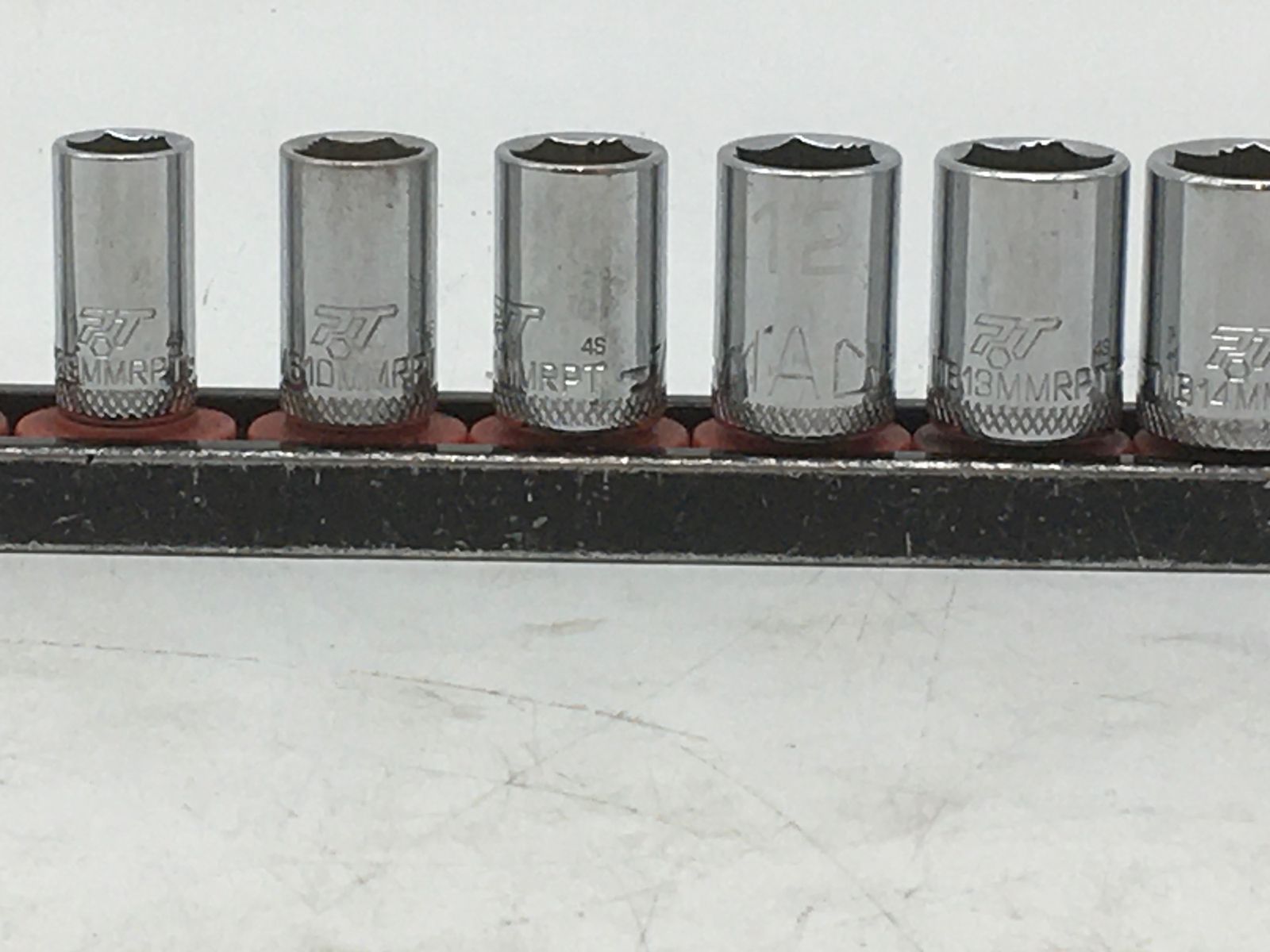 値下げしました！【中古】マックツールズ MACTOOLS M65MMRPT〜M615MMRPT 1/4 ノンスリップソケット 12点セット 中古】マックツールズ MACTOOLS M65MMRPT〜M615MMRPT 1/4 ノンスリップ
