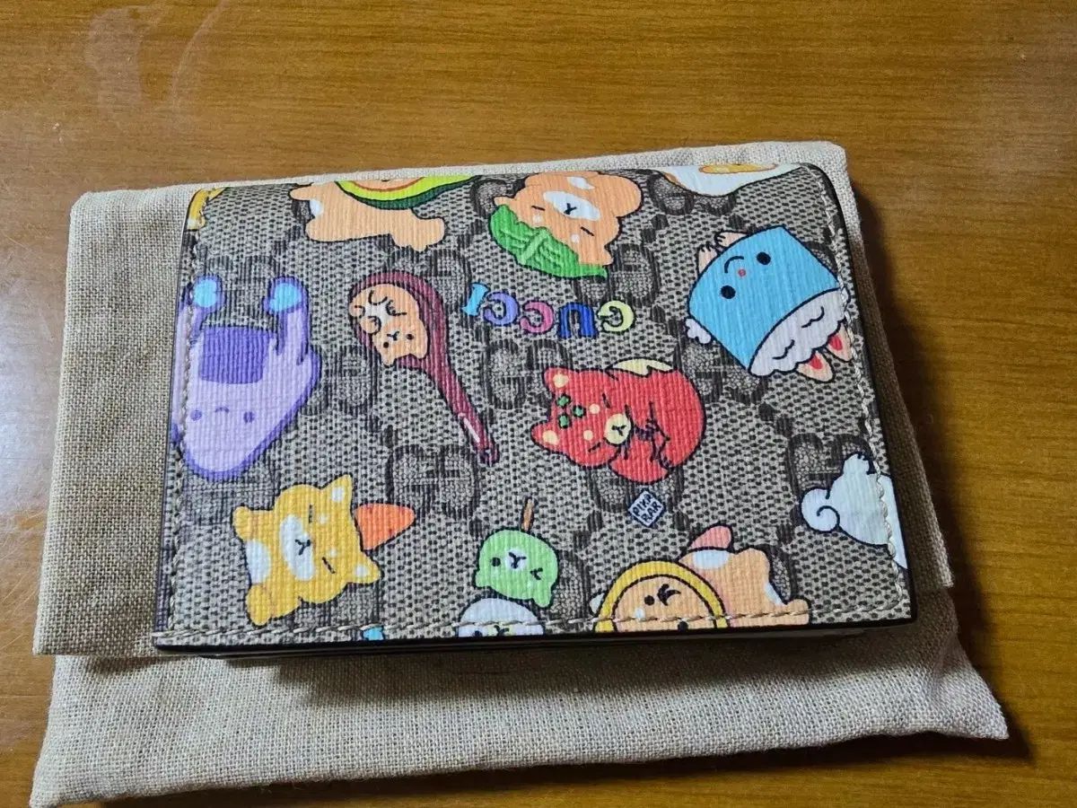 正規品Pikarar✖️Gucci アニマルプリント 長財布 2025年最新】PIKARARの人気アイテム - メルカリ
