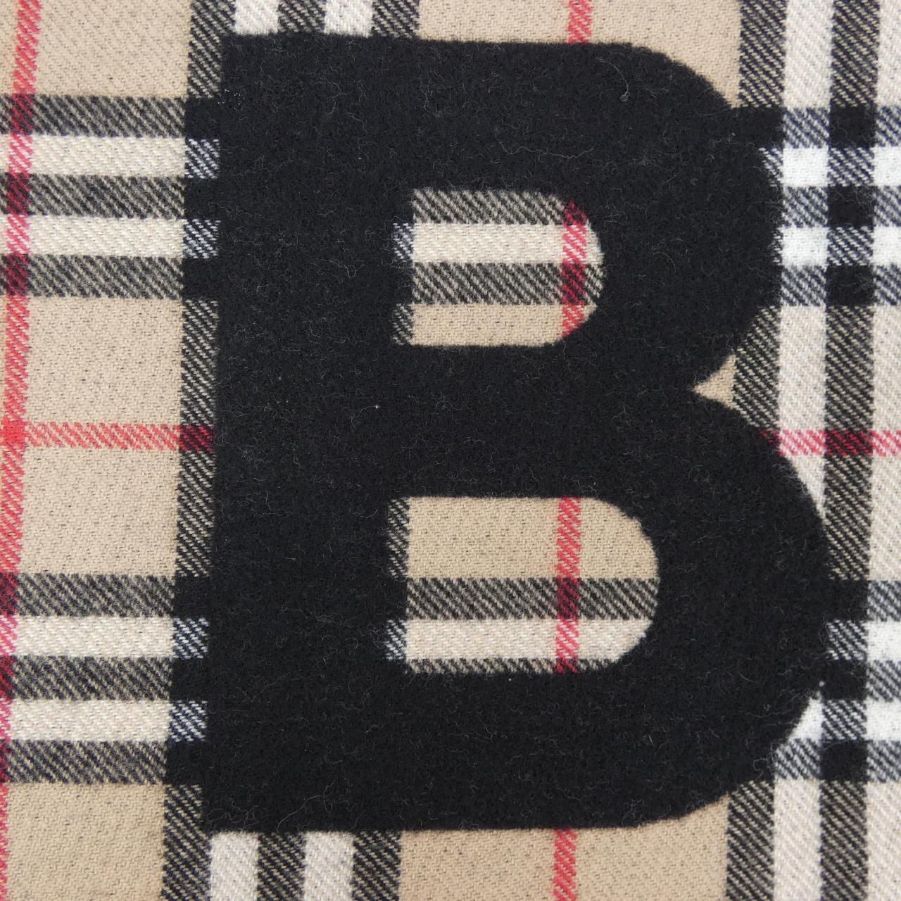 バーバリー BURBERRY