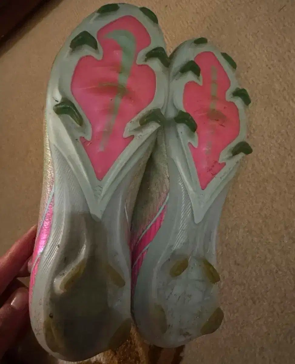 マーキュリアル