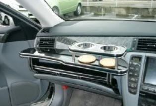 フロントテーブル