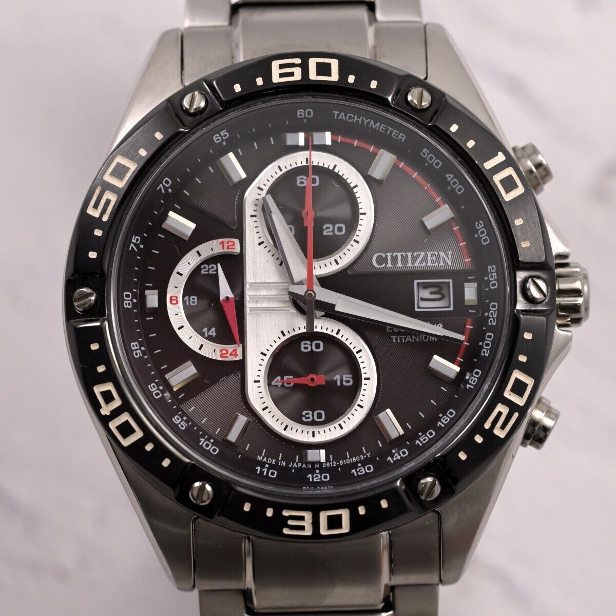 CITIZEN】シチズン eco drive Solar Mens QUARTZ Chronograph チタン