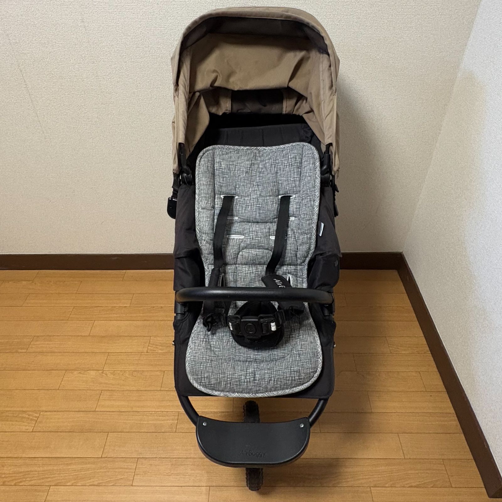 エアバギー ココプレミア モカ 三輪 ベビーカー AirBuggy - メルカリ