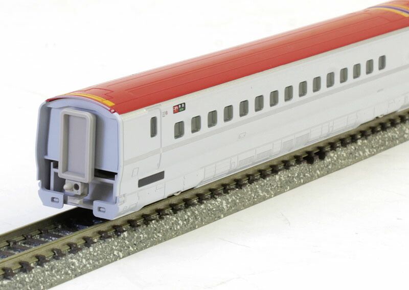 E6系新幹線「こまち」 増結セット（4両） 【KATO・10-1567