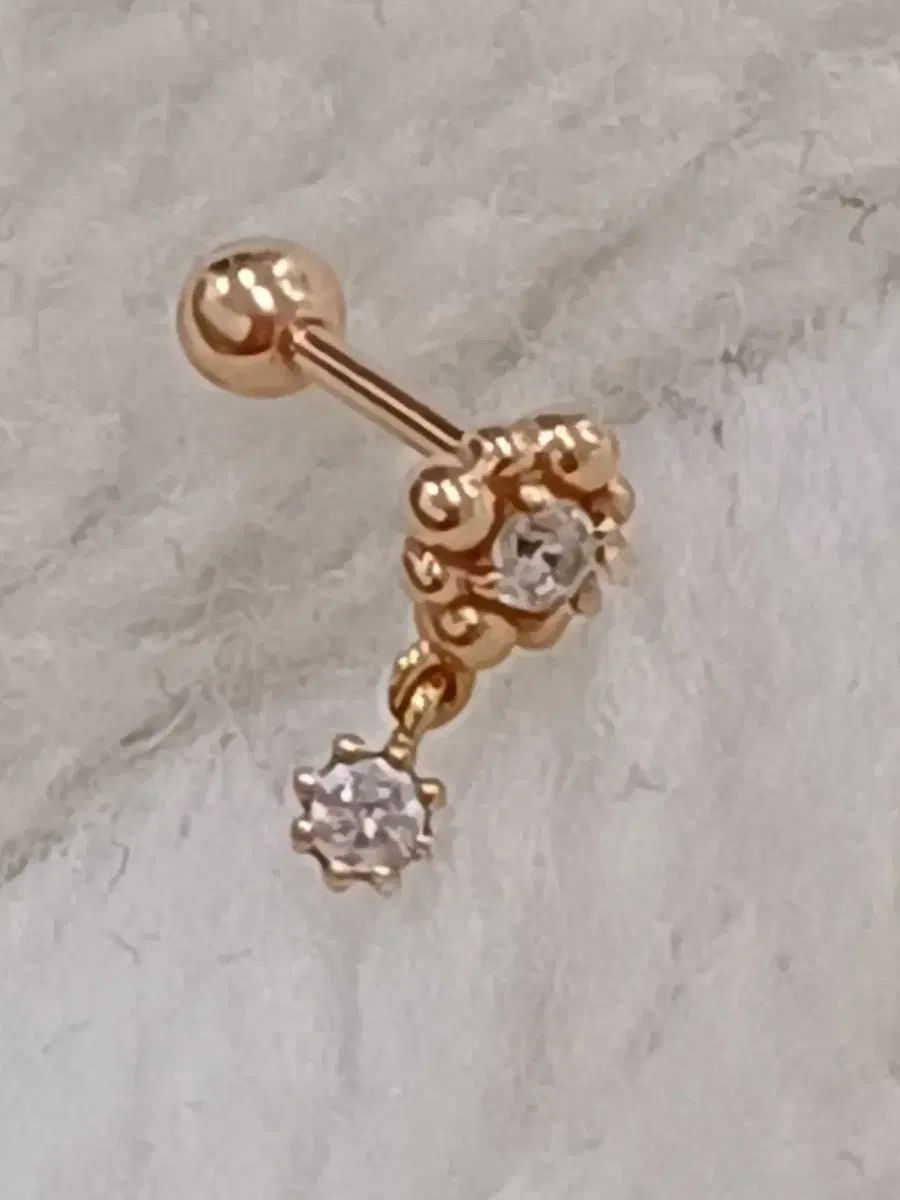 ジェイエスティナ