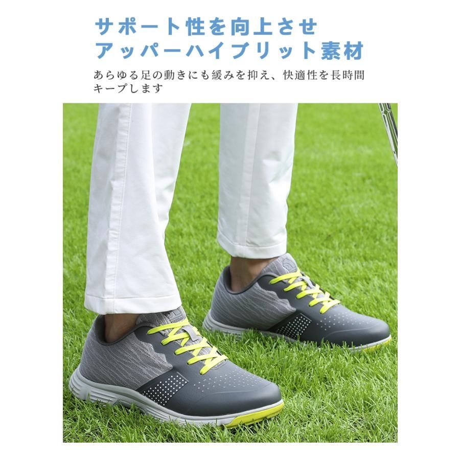 スポーツシューズ