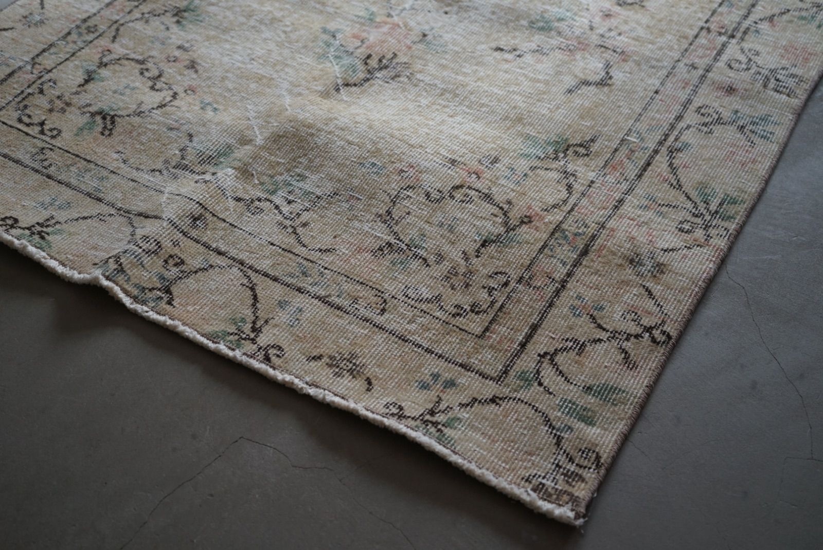 ヴィンテージラグ トルコ イスパルタ イエローベージュ 1970年代