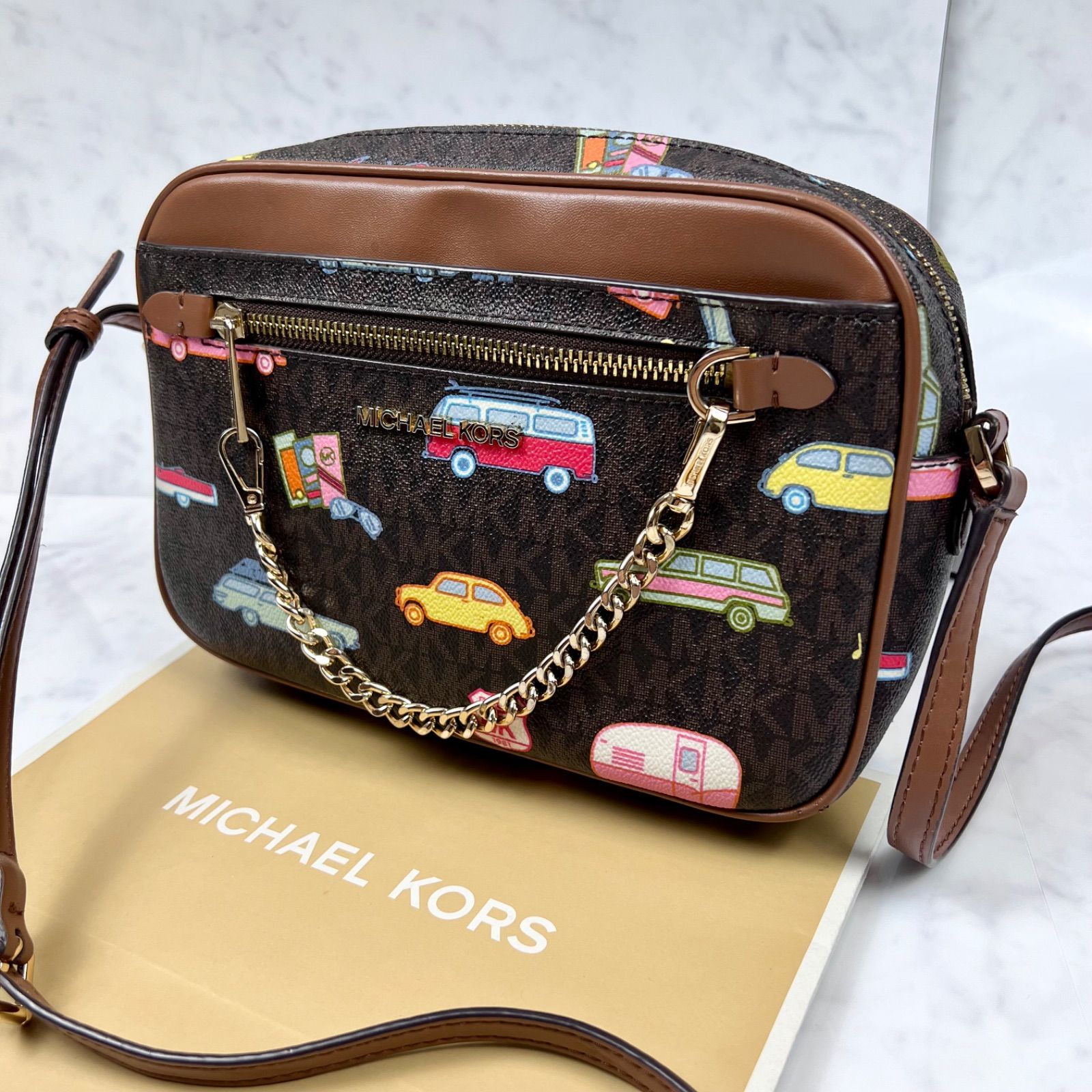 美品 MICHAEL KORS マイケルコース ミニショルダーバッグ 車柄-