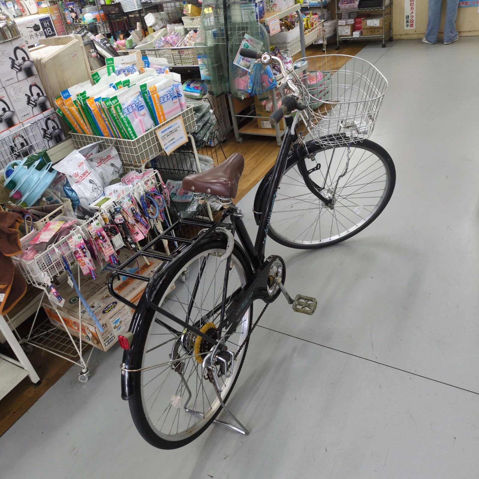 J068 ☆サビキズ使用感☆軽快自転車☆Arvita☆6段☆LEDオート☆26インチ