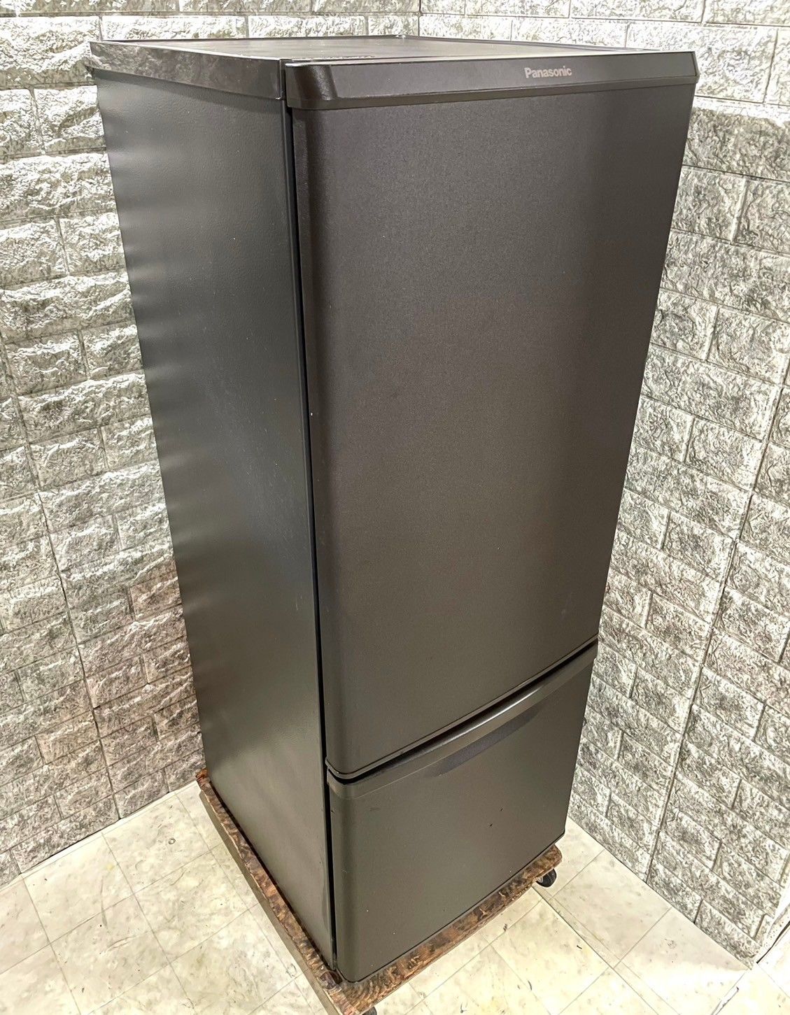 高年式】大阪送料無料☆3か月保障付き☆冷蔵庫☆シャープ