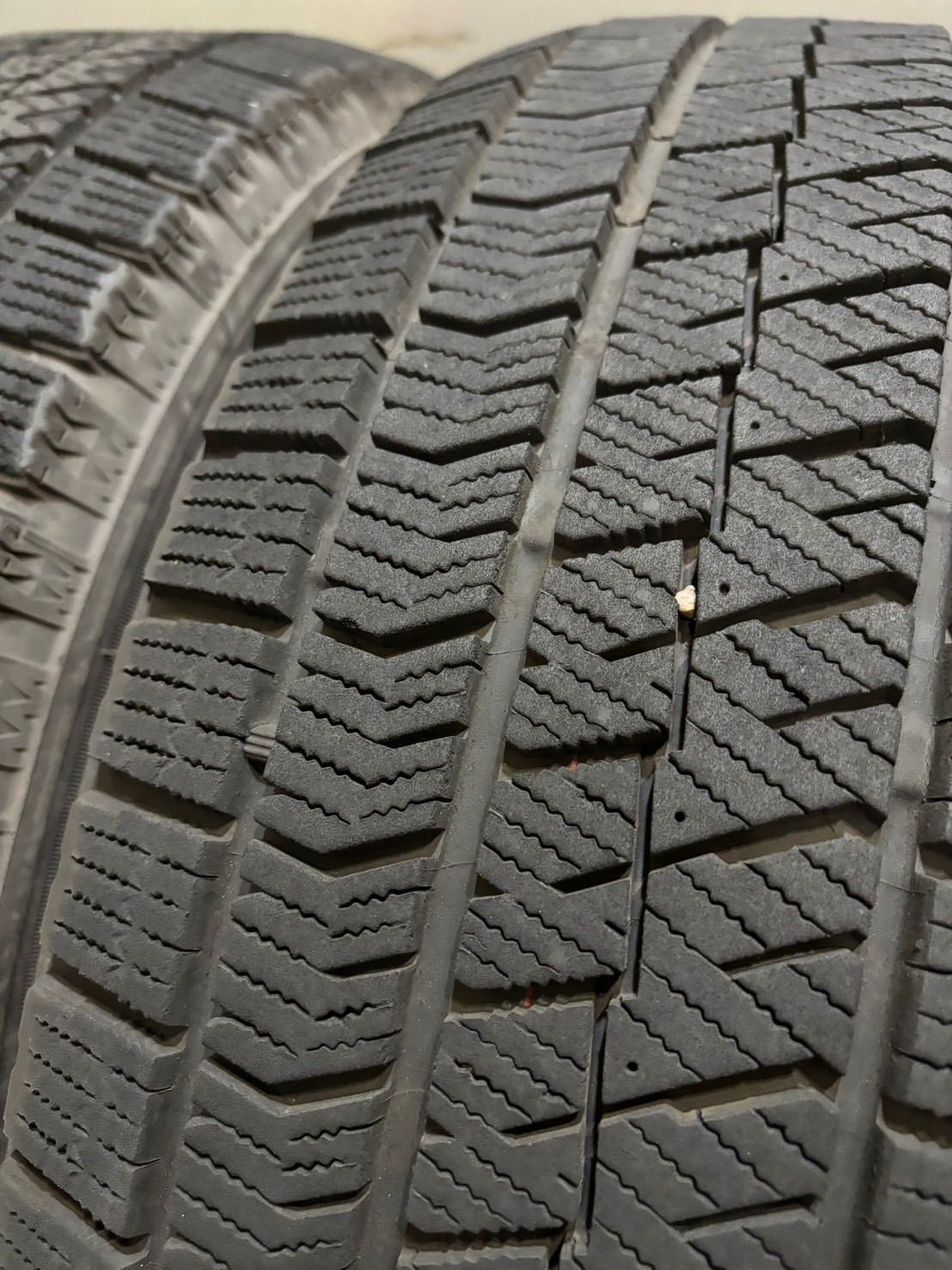 23年製 スタッドレス