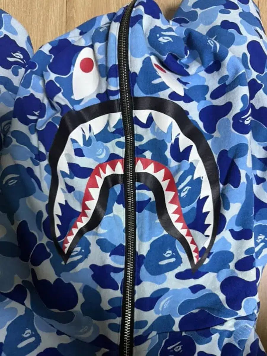 A BATHING APE(アベイシングエイプ) リバーシブル 出品