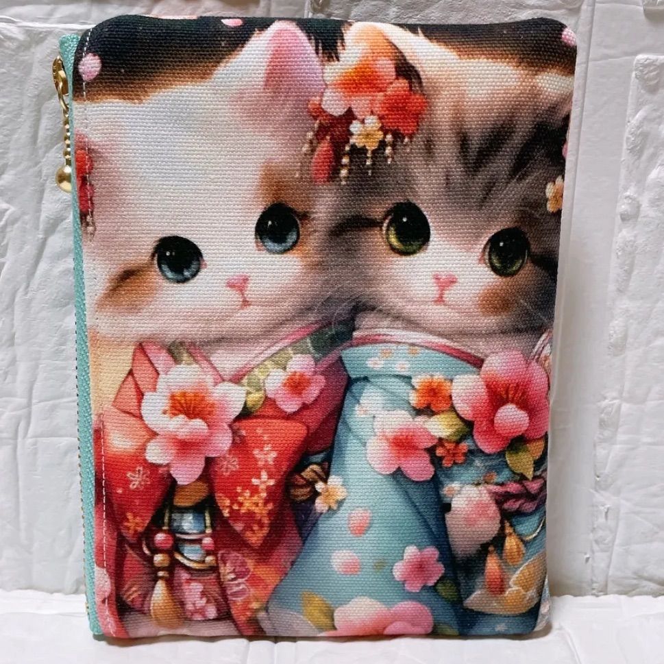 ハンドメイド フラットポーチ マスコットポーチ 猫ちゃん パネル生地