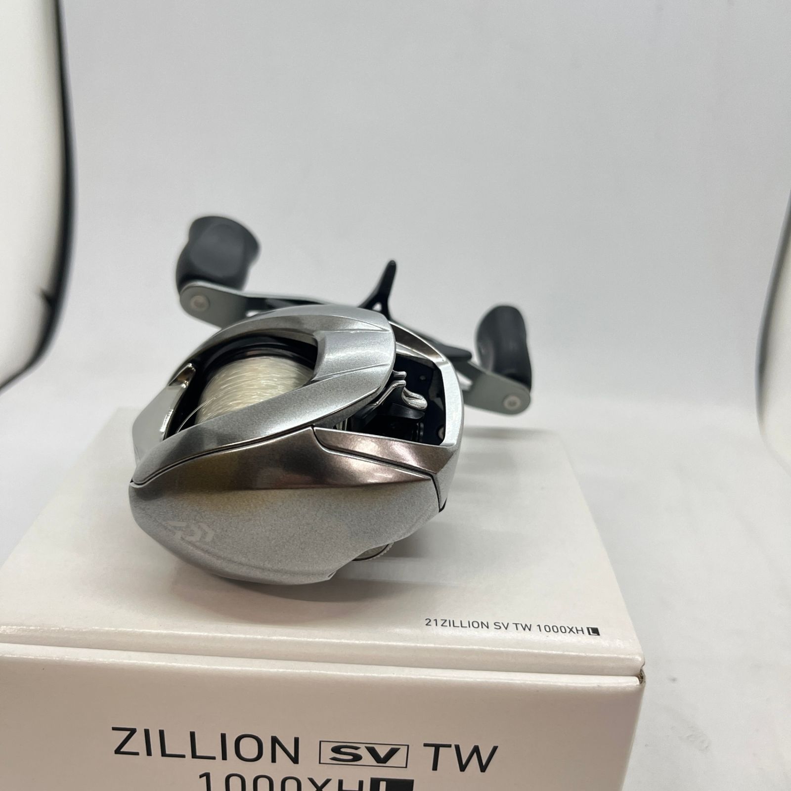 【美品】DAIWA ダイワ 21ZILLION SV TW 1000XHL LEFT HANDLE 21ジリオン 釣具 リール 左