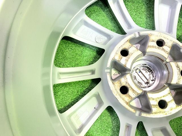 アルミ シルバー