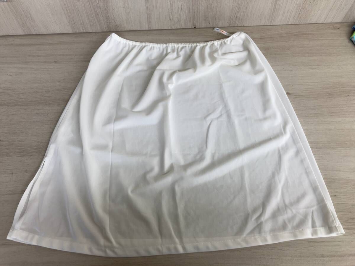  LEONARD SPORT レオナール スポーツ 半袖ワンピース 0579902 ホワイト ブルー 総柄 花 魚 海 貝 ペチコート付き 表記サイズ 40 その他 トップス