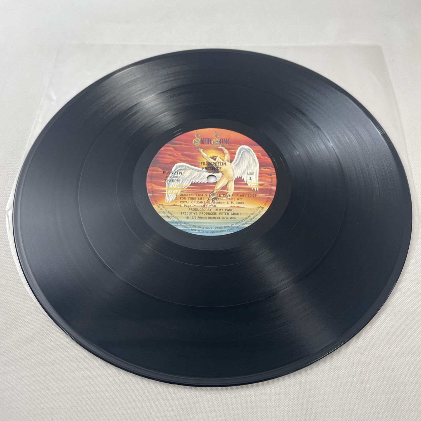 レッド・ツェッペリン プレゼンス LPレコード レッド・ツェッペリン LED ZEPPELIN プレゼンス【LP / 帯付き