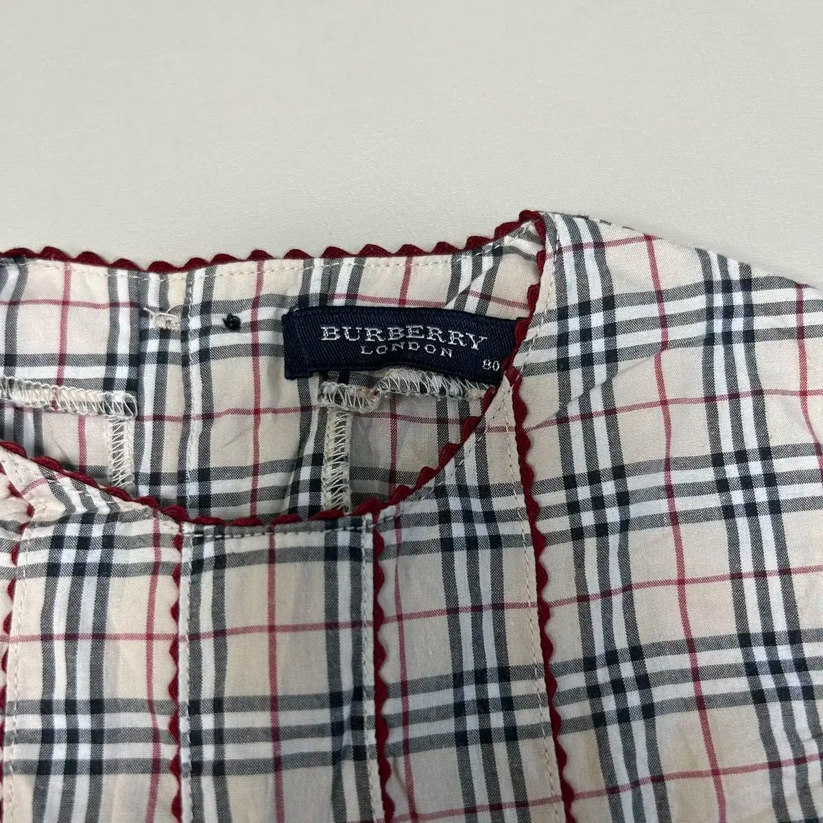 値下げしました バーバリー BURBERRY ベビーワンピース サイズ80 BURBERRY(バーバリー ) ベビー ワンピース 80 - メルカリ