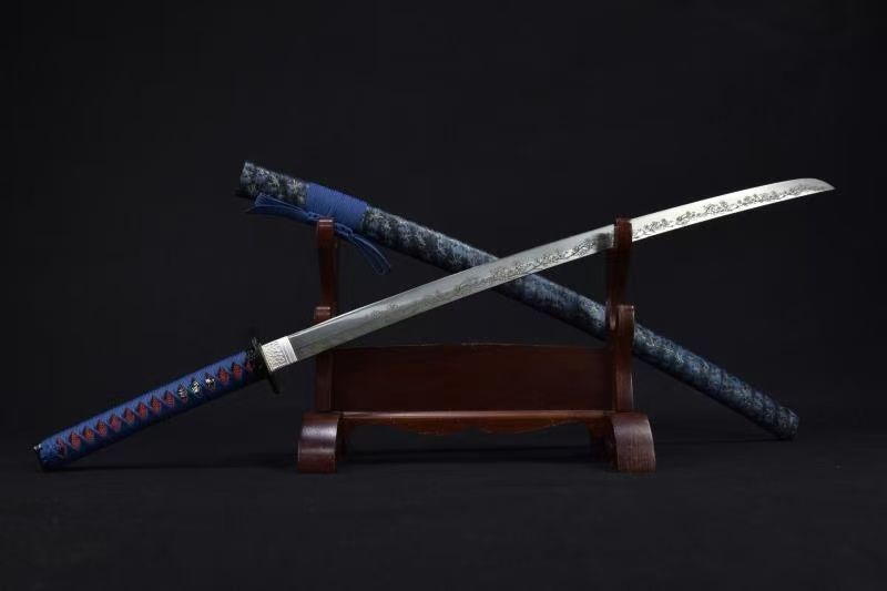 1067-武具 刀装具 日本刀　模造刀 居合刀 武士道 武蔵 鑑賞用 手鍛造打 刀装具 日本刀 模造刀 居合刀 武士道 武蔵 鑑賞用 手鍛造打 【侍