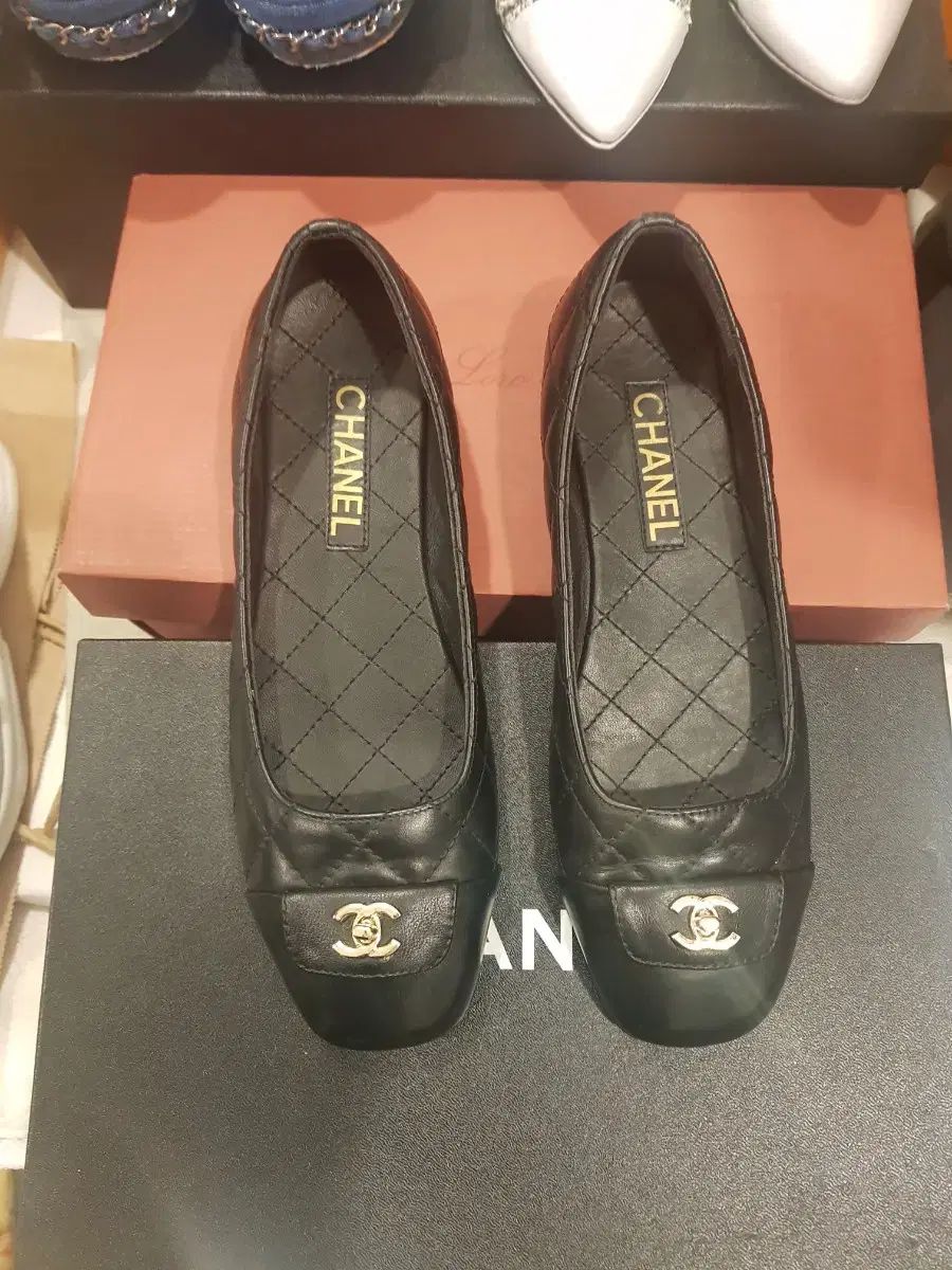 上品♪】CHANEL メリージェーン ターンロック (CHANEL/フラット