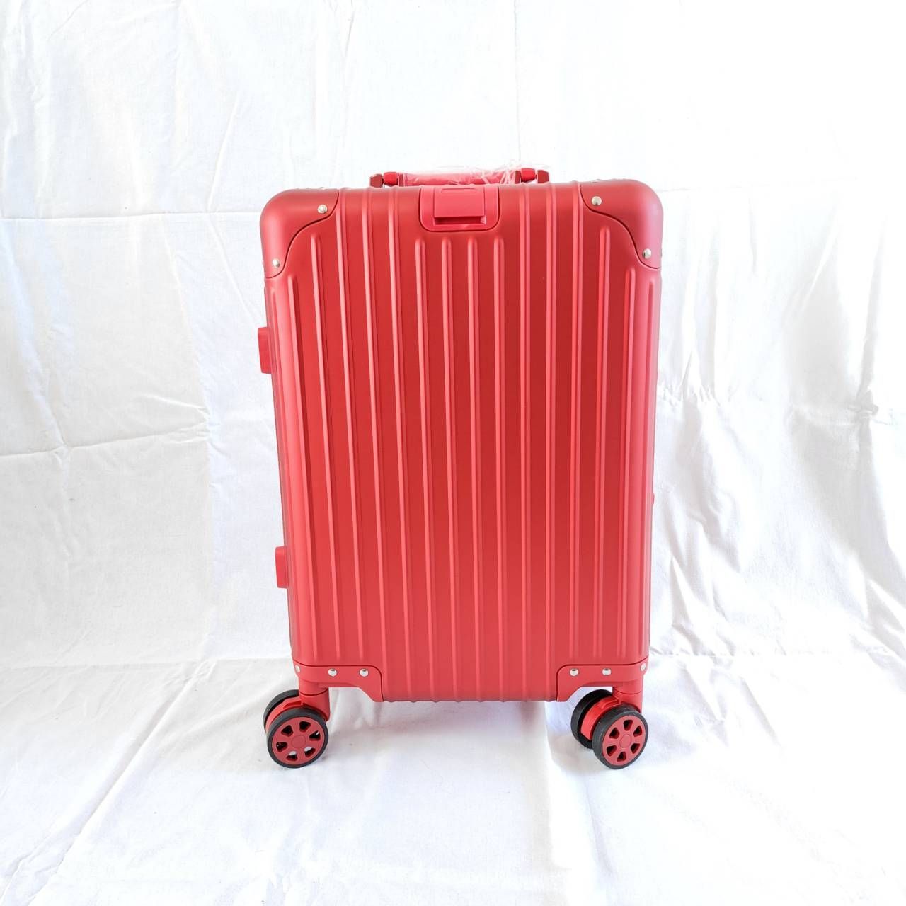 スーツケース超軽量☆キャリーケース　アルミフレーム　耐衝撃 TSAロック付　ピンク