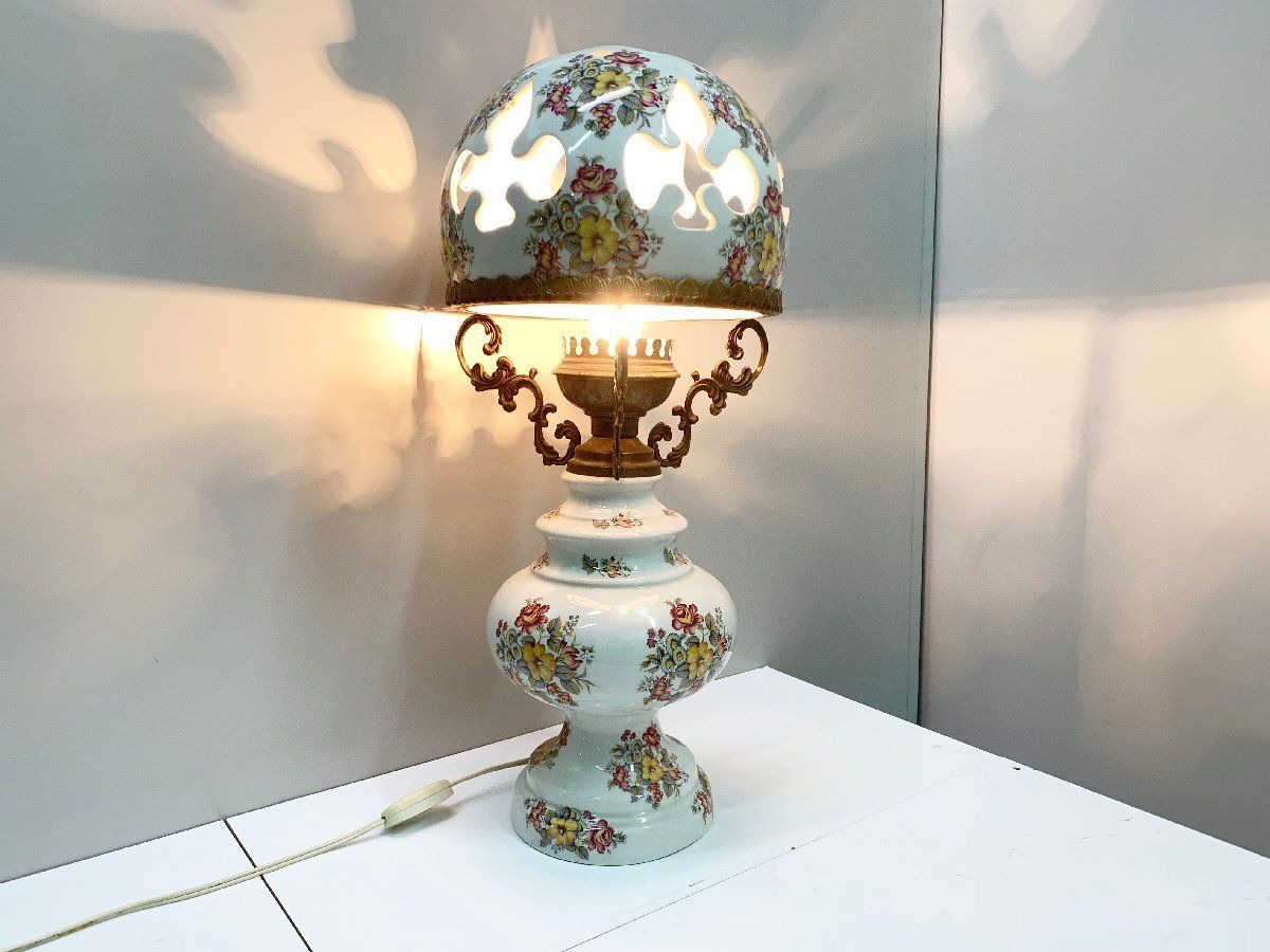 ミルクガラス テーブルランプ スタンドライト 花柄 フラワー 照明器具 ライト 陶器製 通電 済み アンティーク 他1249