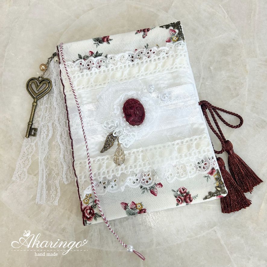 ハンドメイド タティングレースの薔薇＆カメオ ブックカバー ノート