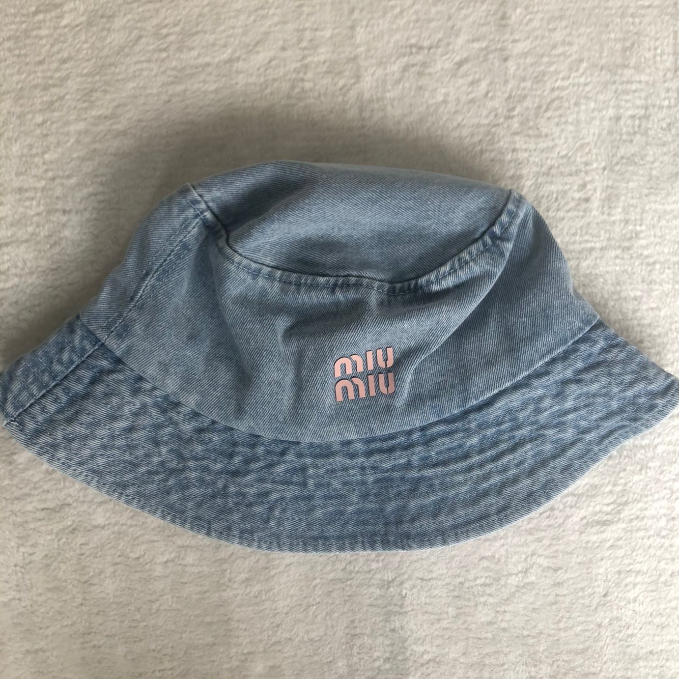 美品】MIUMIU デニムバケットハット - メルカリ