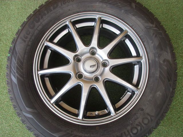 　送料込み　スポーツアベリア　215/65R16　スタッドレスタイヤ４本SET②　MPV　エリシオン　エルグランド