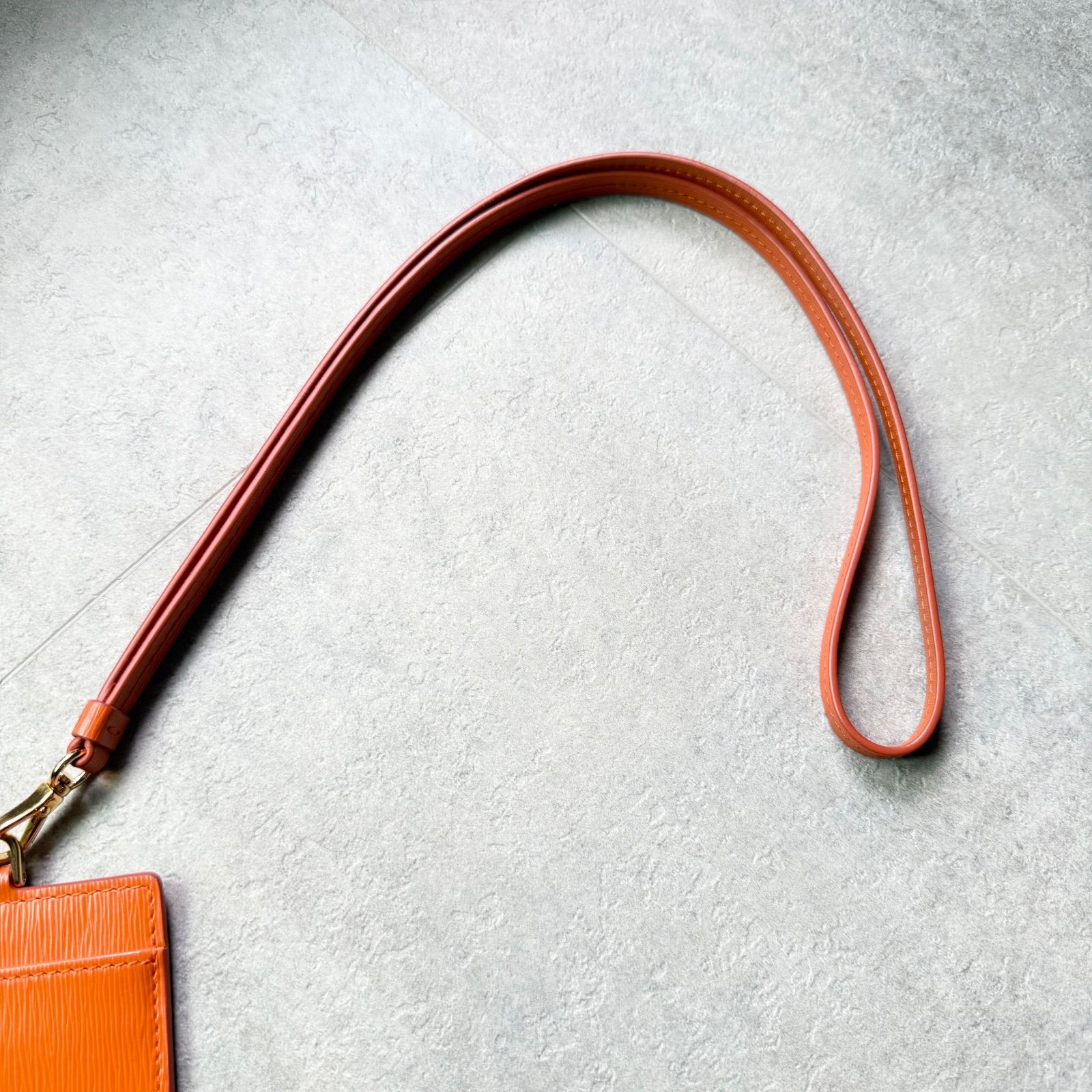 PRADA ケース　ネイビー・オレンジ iphone15pro/15 ケース prada 偽物 アイフォン14pro maxケース プラダ