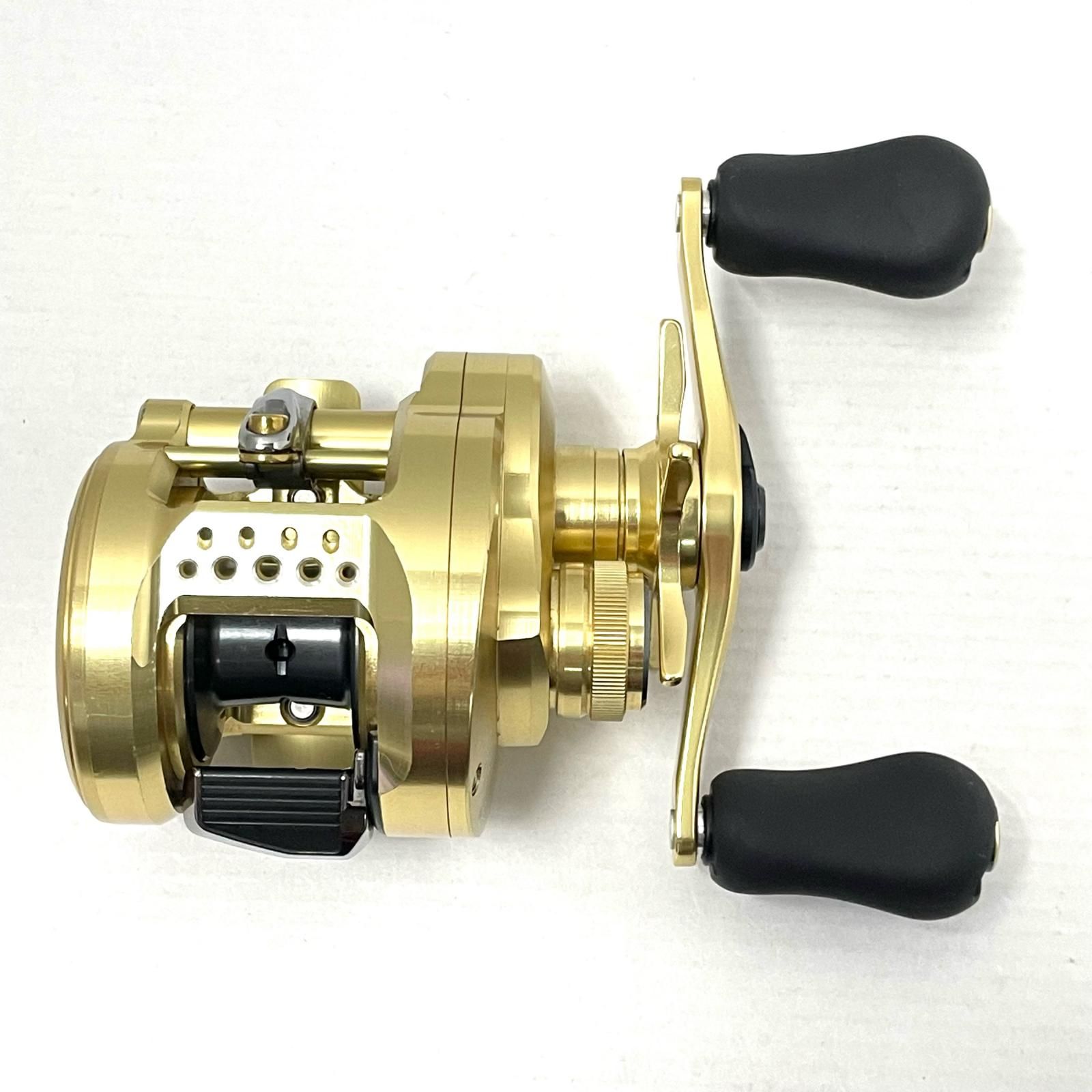 シマノ 21 カルカッタ コンクエスト 100 (右ハンドル) / ベイト